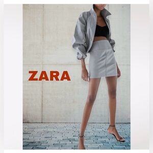 Zara Women's Water Repellent Gray Mini Skirt -Size M - NEVER WORN!!!